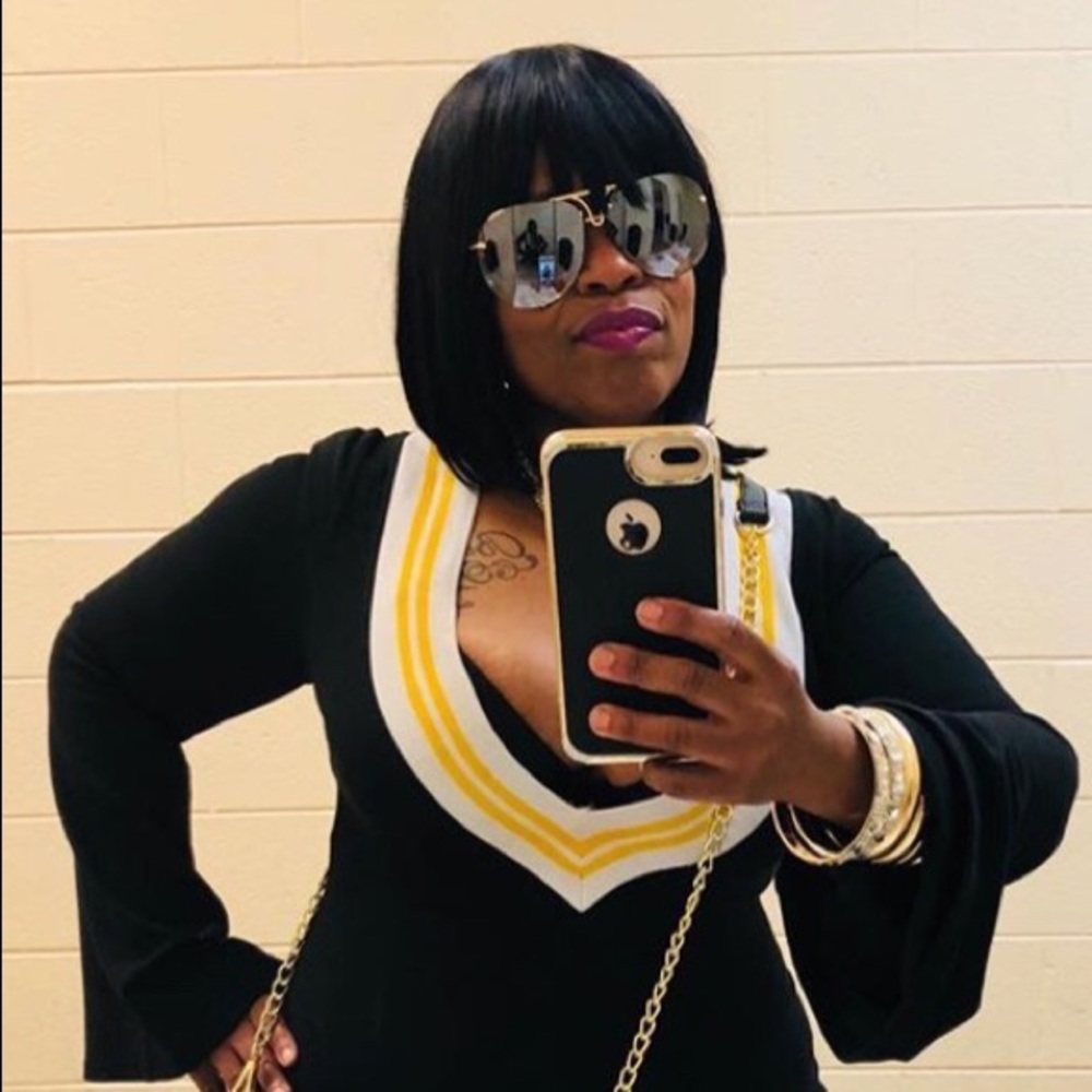 Mirrored Aviator style frames